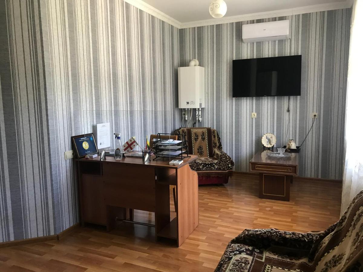 Hotel Oniks Kutaisi Eksteriør bilde